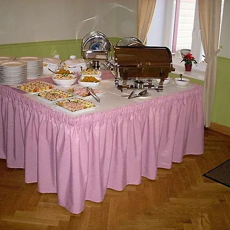 Hotell Raepina Отель 3*