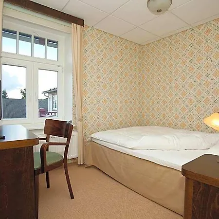 Отель Hotell Raepina Ряпина