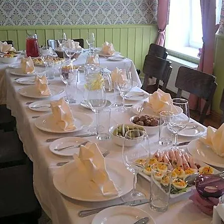 Отель Hotell Raepina
